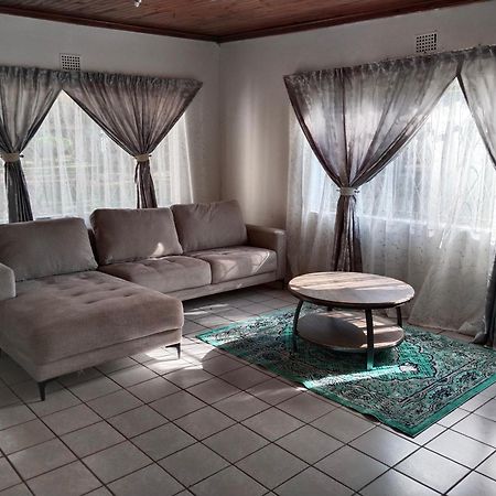 Oak Gardens Bed And Breakfast Newcastle Bagian luar foto