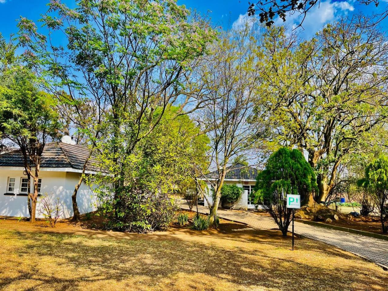 Oak Gardens Bed And Breakfast Newcastle Bagian luar foto