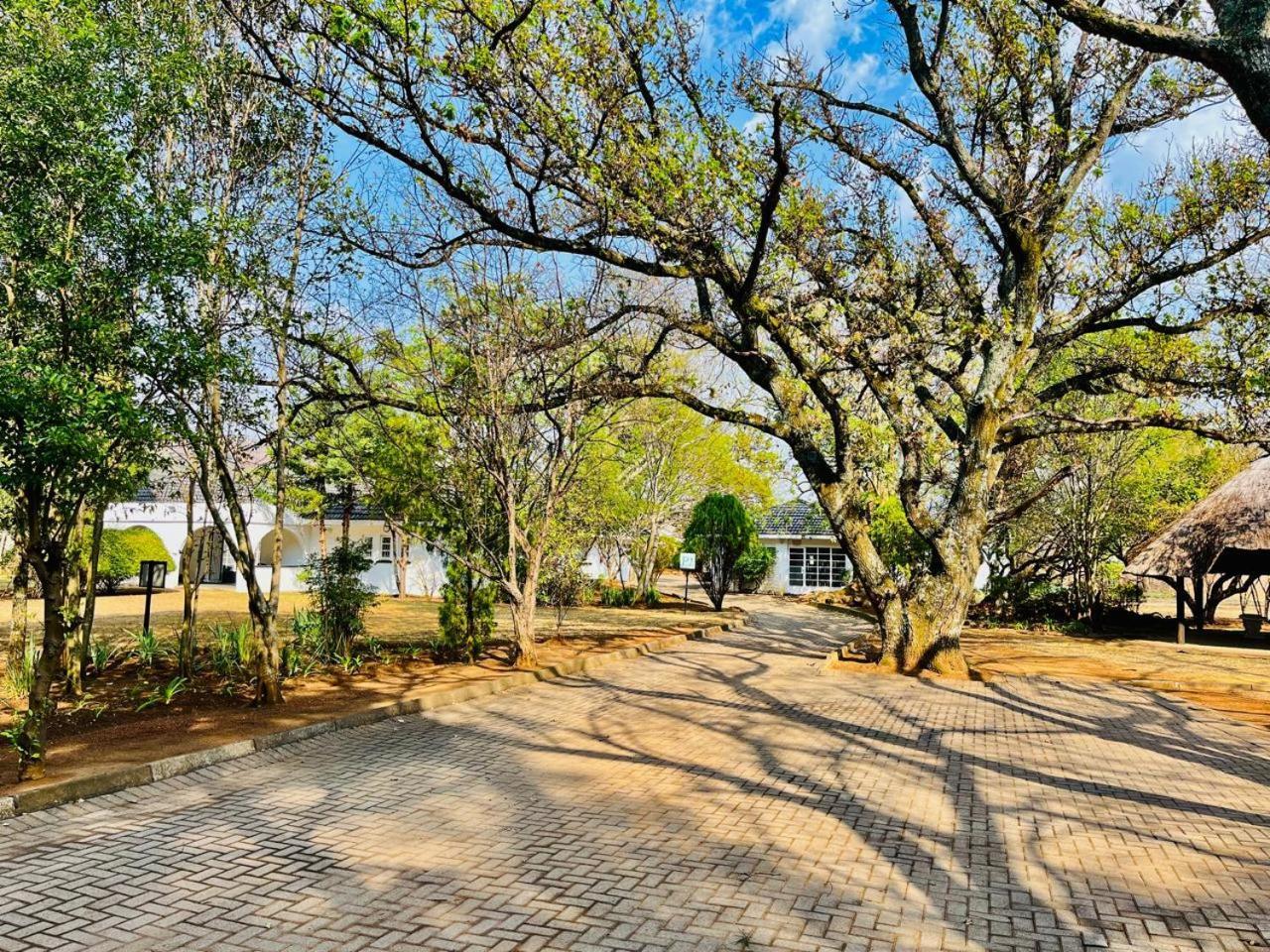 Oak Gardens Bed And Breakfast Newcastle Bagian luar foto