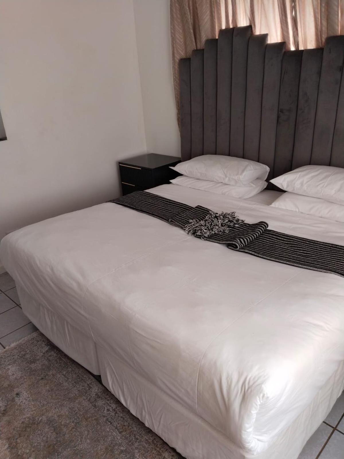 Oak Gardens Bed And Breakfast Newcastle Bagian luar foto